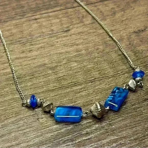 Vintage Art-deco Silver Tone and Blue Necklace - Picture 3 of 3